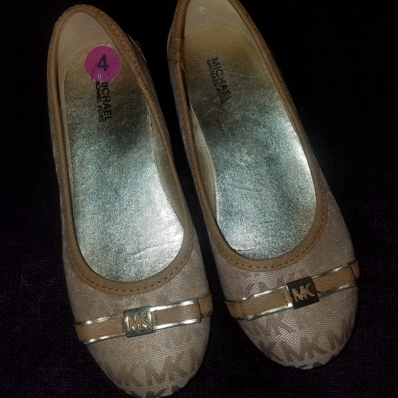 MICHAEL Michael Kors Other - MICHAEL Michael Kors Dixie Logo Bow Ballet Flats